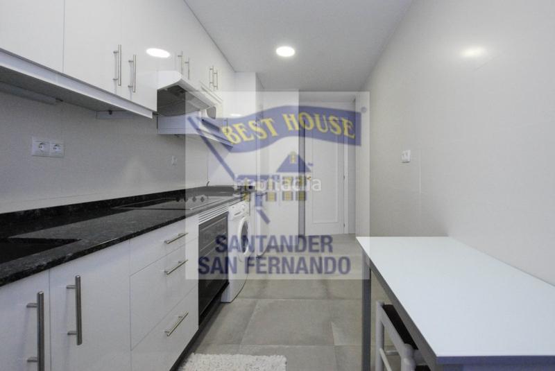 Foto 754665f6-e90d-4e0e-a68a-aa0784be85a1. Alquiler piso  en san fernando para curso académico 2526 en Santander