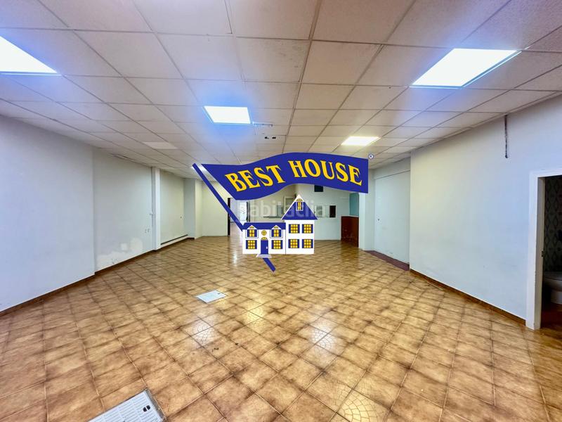 Foto 4a135c86-4bcd-4bf1-8b2e-3d6e7726604e. Lloguer local comercial a Cuatro Caminos Santander