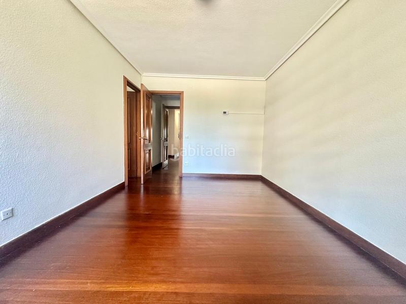 Foto c3dee864-40ff-48b7-897d-f4b492be8577. Location appartement avec chauffage parking dans El Sardinero Santander
