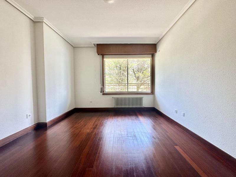 Foto e11f60bb-71f8-4fa7-86e3-9e278dce7199. Rent flat with heating parking in El Sardinero Santander