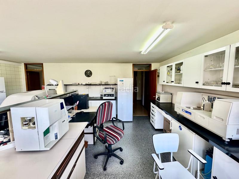 Foto 0a244e50-8ed0-4b77-a0b9-10f3214e347f. Location bureau dans Centro - Ayuntamiento Santander
