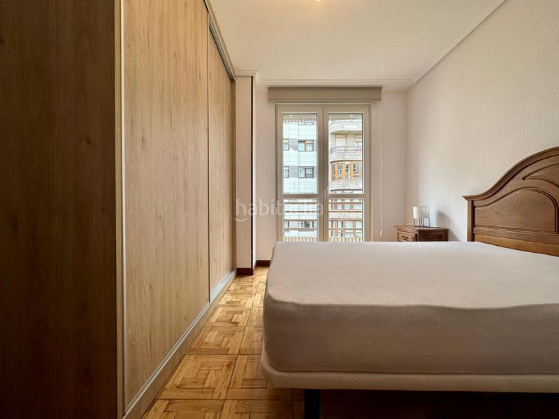 Foto 6c11f474-ca6c-48b8-ad72-1519914e1036. Location appartement avec chauffage parking dans Numancia - San Fernando Santander