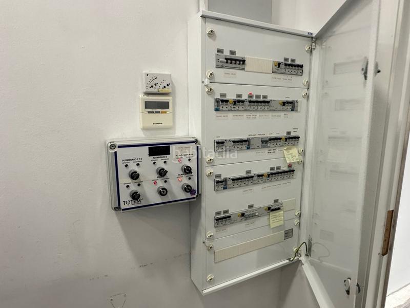 Foto a4d6948a-9704-442d-bc2b-e2deafe691db. Lloguer local comercial a Centro - Ayuntamiento Santander