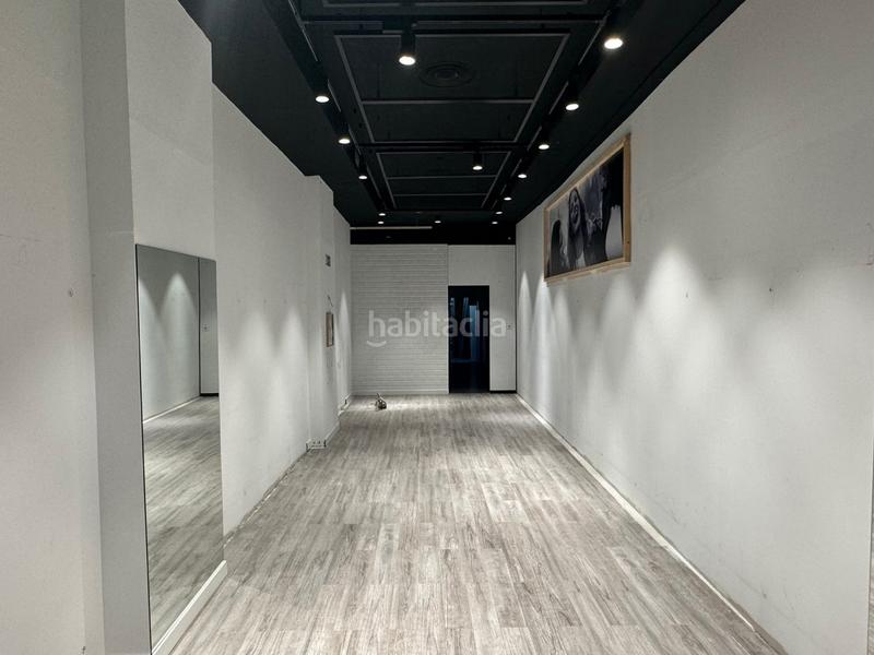 Foto e55e1952-4c59-4a0d-9ddf-ffc029de3ef4. Lloguer local comercial a Centro - Ayuntamiento Santander