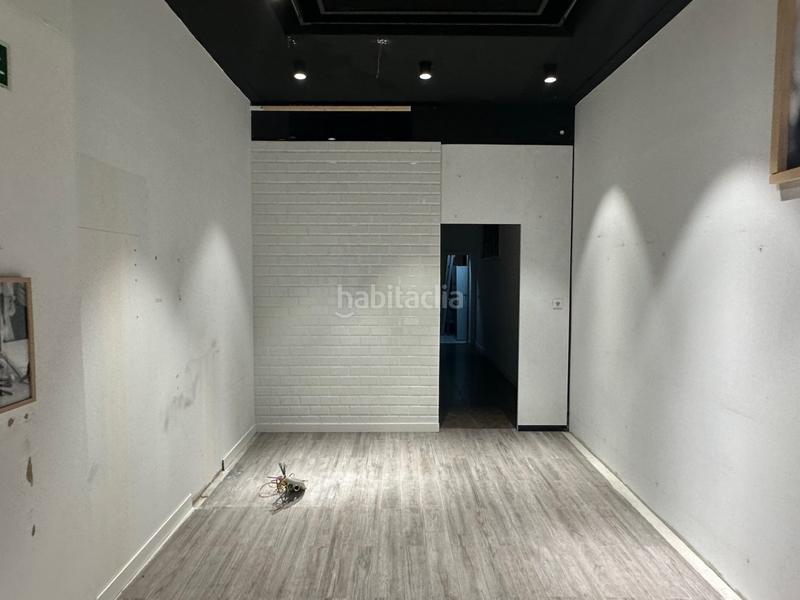 Foto faffbb28-d435-4f8c-99ed-256c35b2bdce. Lloguer local comercial a Centro - Ayuntamiento Santander