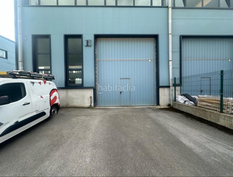 Foto 4e94d709-b0b6-4015-a5de-c05d90b995ac. Alquiler nave industrial alquiler de nave reformada con oficinas nuevas en Astillero (El)