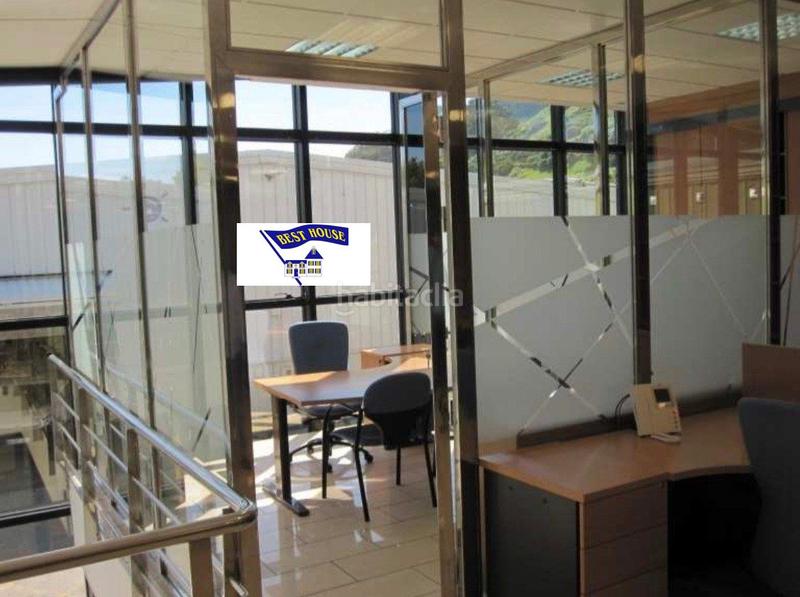 Foto b3da65b4-ac26-4184-9adb-dfbfb8463fa3. Alquiler oficina edificio de oficinas de primer nivel en Santander