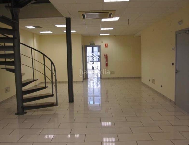 Foto b61f7374-e521-4454-a68e-80015491cac5. Alquiler oficina edificio de oficinas de primer nivel en Santander