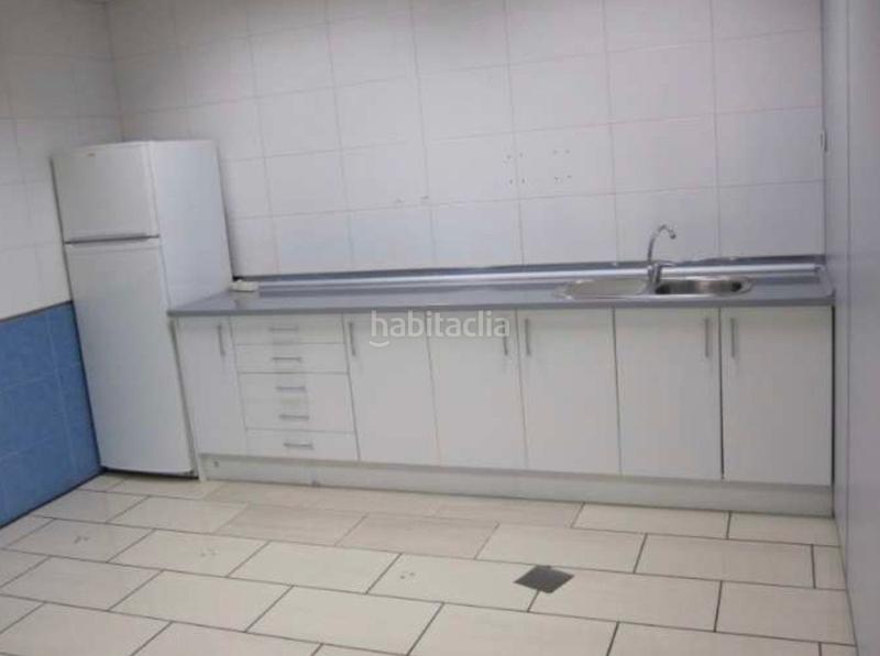 Foto 2cf079e0-19af-436a-ac50-852bbd7773b1. Location bureau avec chauffage parking dans Alisal - San Román Santander