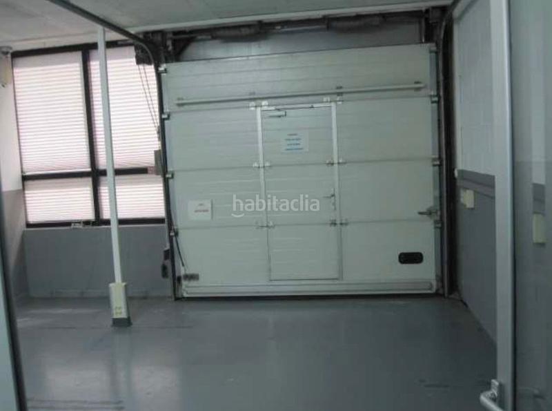 Foto 9842f0b0-4b2d-4c4c-8428-fbb1b8bfabb7. Location bureau avec chauffage parking dans Alisal - San Román Santander