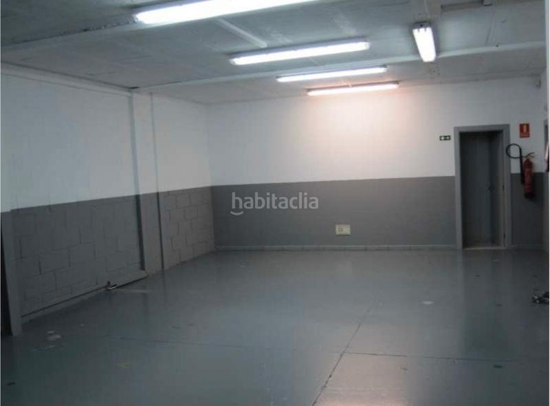 Foto 354f8482-60c2-473d-b638-870b68091284. Rent office space with heating parking in Alisal - San Román Santander