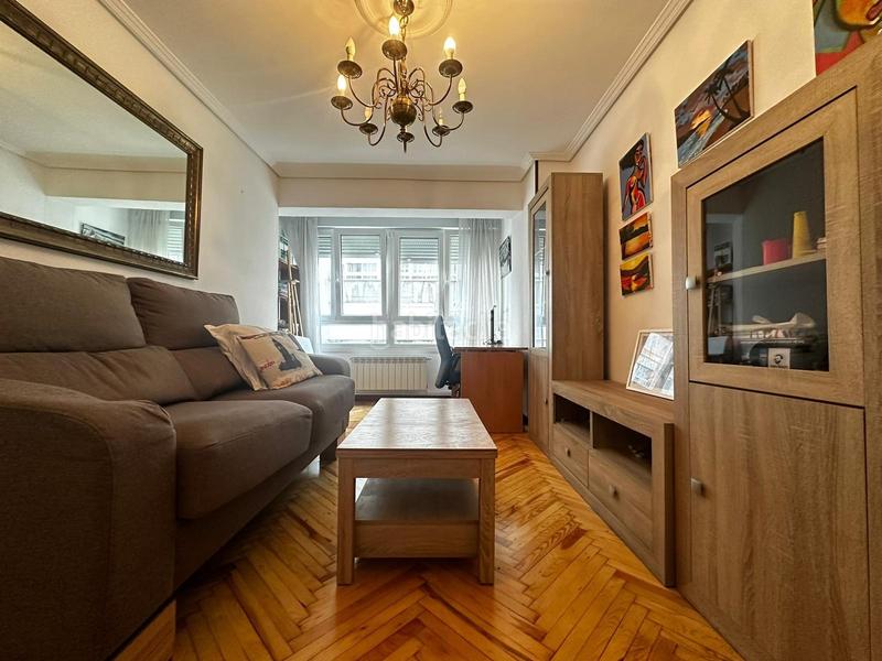 Foto b9bf9bd4-887f-47b2-ac5c-84b2b55fc8db. Flat in Numancia - San Fernando Santander