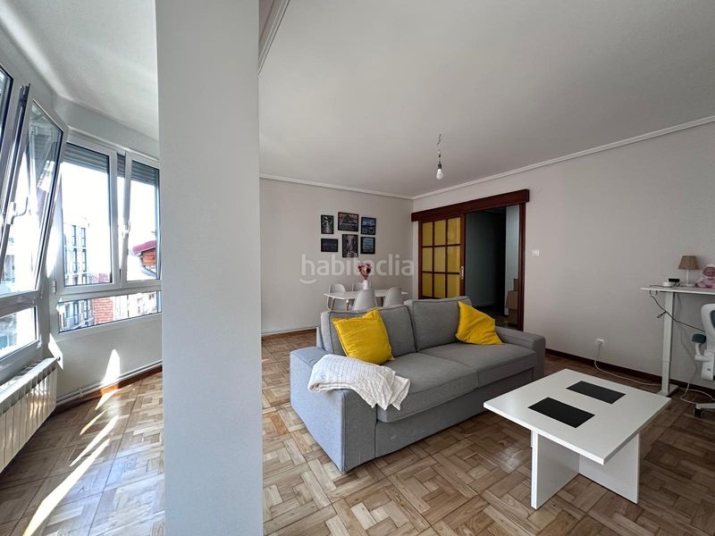 Foto 1ddee7fc-52d7-4b08-a659-517c3805d400. Rent flat with heating in Numancia - San Fernando Santander