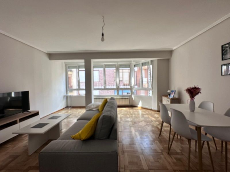 Foto 8dda4d95-7353-4500-a138-a996b4350b11. Rent flat with heating in Numancia - San Fernando Santander
