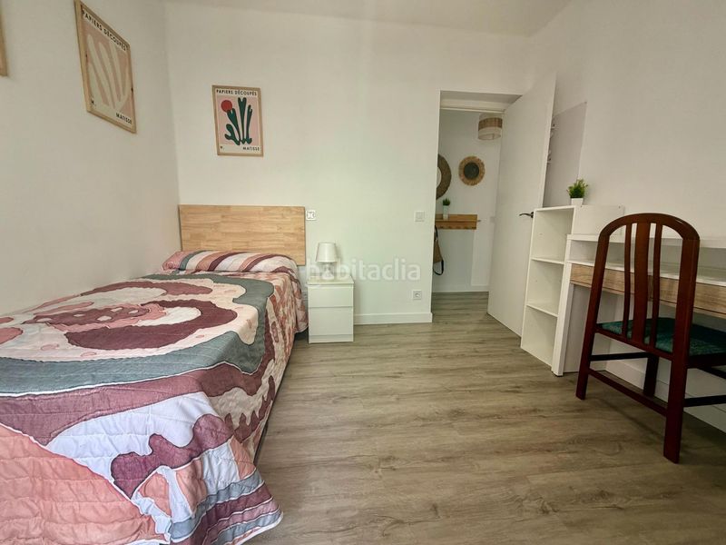Foto 5c19661d-ca2f-4021-9df3-1037ddb562c3. Rent flat with heating parking in Cuatro Caminos Santander