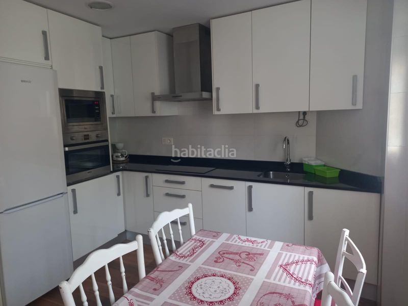 Foto a86fbdec-2dfb-4794-875c-bd28ec5cecb8. Rent flat in Numancia - San Fernando Santander