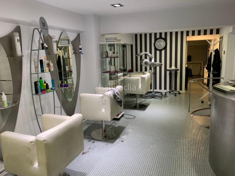 Foto 7b4d1f0d-e20d-426a-9056-63ba14446e2e. Alquiler local comercial local muy céntrico con visibilidad y en muy buen estado en Santander