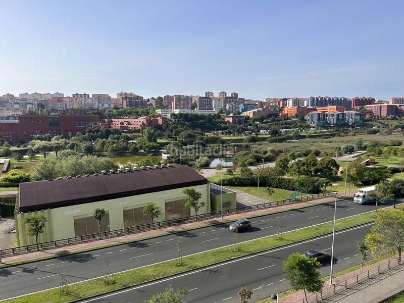 Foto fd8f176e-ba51-4fcc-9cd3-cb77faef5c6d. Affitto appartamento con riscaldamento parcheggio piscina in Santander