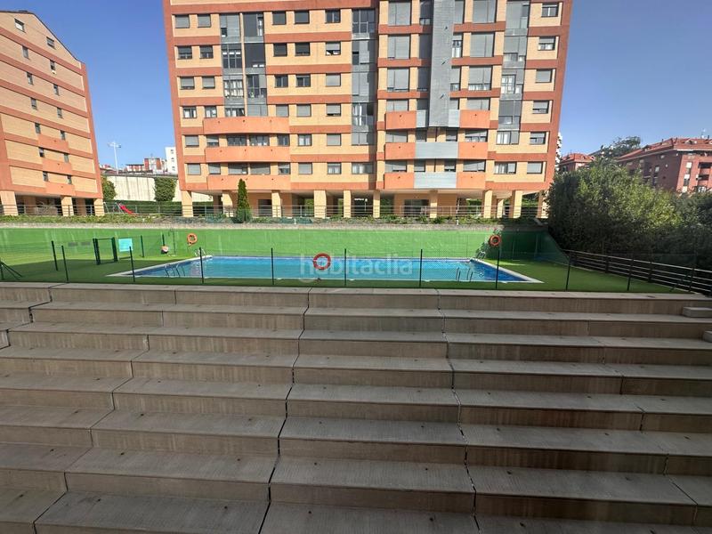 Foto 2199deb8-1a9b-43b4-a60e-3245afb9016f. Alquiler piso  en valdenoja, con piscina comunitaria curso escolar en Santander