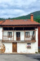 Casa  Calle la cueva. Casa para reformar con muchas posibilidades en la cueva, castañe
