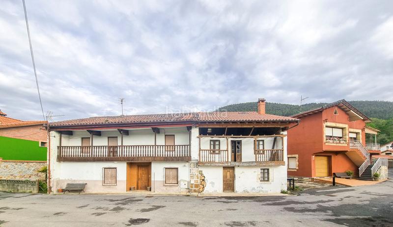 Foto e6c373f6-3223-4e38-b9ed-f04f7615a71e. Casa a Castañeda