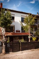 Maison jumelée  Calle rioseco. Exclusiva. venta de casa pareada de 3 dormitorios junto a la res