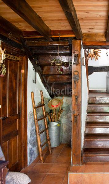 Foto 0d9f5564-5a70-4a53-a99d-71e72c426dec. Casa bifamiliare in Santiurde de Reinosa