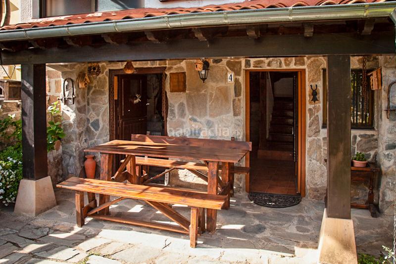 Foto 1d4cb7b0-6bdc-4aea-9928-1c4b7afe84d4. Casa bifamiliare in Santiurde de Reinosa