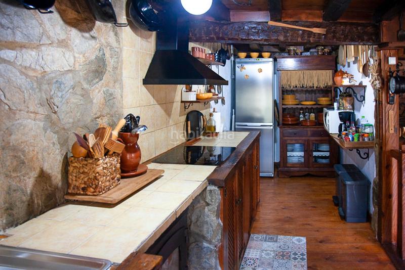 Foto 287210a5-0ef4-487c-a36f-207908e874fc. Casa bifamiliare in Santiurde de Reinosa