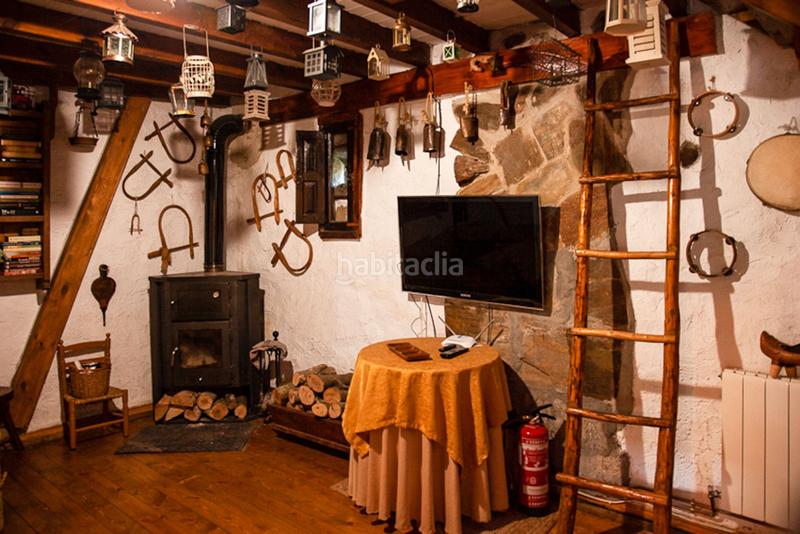 Foto 5b33c4c2-2eaa-4c81-876c-a245b43afd61. Casa bifamiliare in Santiurde de Reinosa