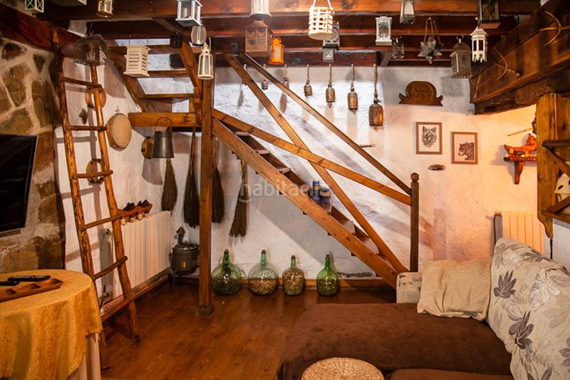 Foto 7ed2fc42-a272-4040-8d0c-b47d5c66ea6d. Casa bifamiliare in Santiurde de Reinosa