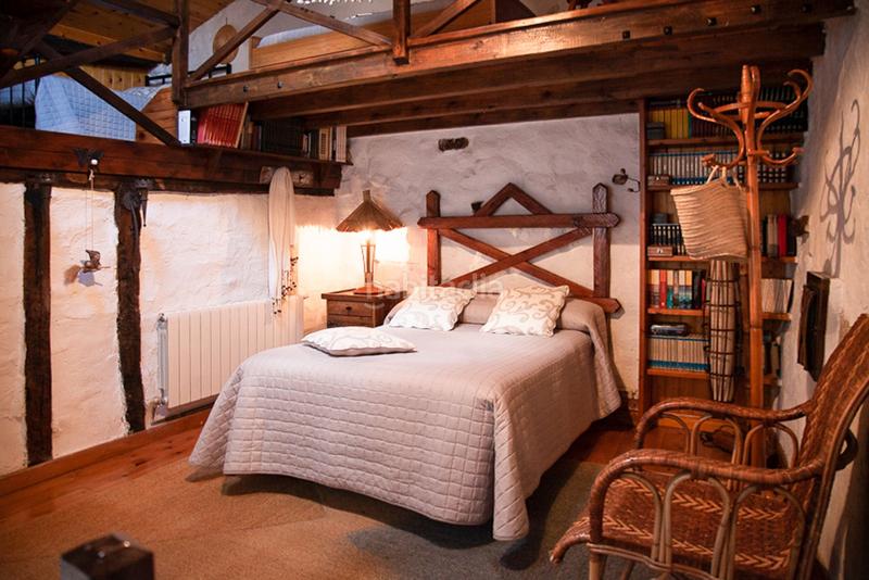 Foto f4468f82-d797-45d9-9b08-befa4b872fbd. Casa bifamiliare in Santiurde de Reinosa