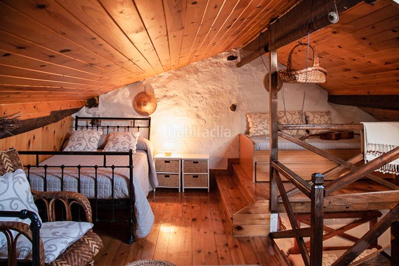 Foto fe066fc2-ac6c-453f-a8cf-79c26908b22d. Casa bifamiliare in Santiurde de Reinosa