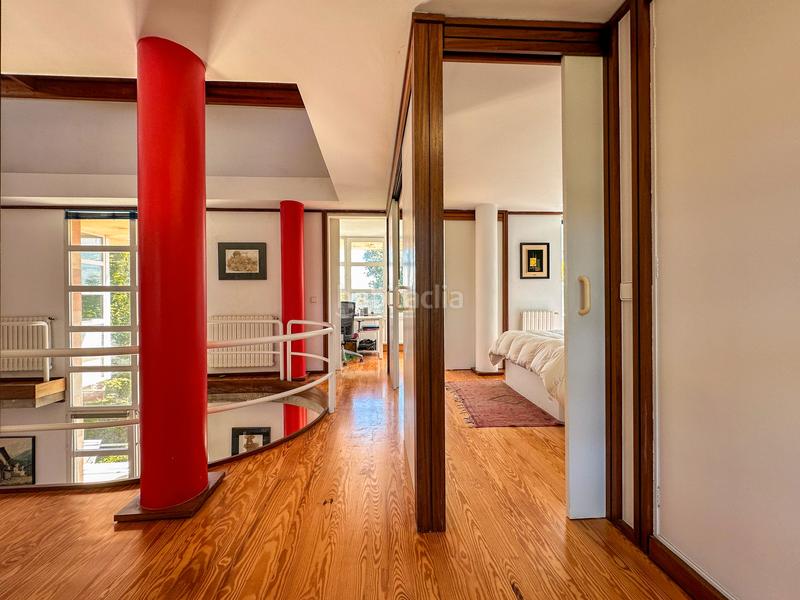 Foto 8aecdbc0-dd85-470b-8be3-612e8e182cd4. Xalet amb xemeneia calefacció aparcament piscina a Piélagos