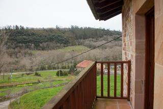 Chalet  Barrio cades. Chalet pareado con jardín de 60 m²