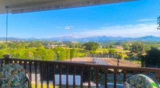 Xalet  Travesía el monte. Chalet independiente con jardín de 3.600 m² junto a la playa de