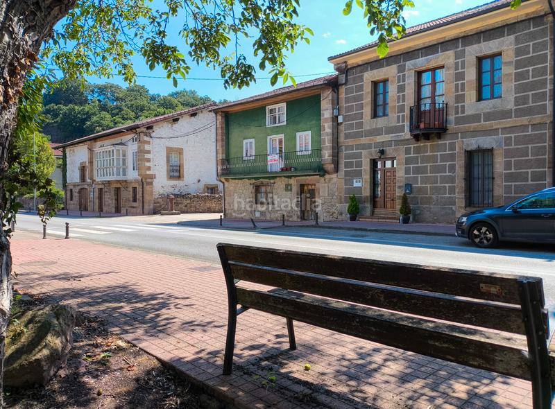 Foto 50402df2-7b74-4696-9d22-4db31c4cff18. Casa aparellada a Molledo