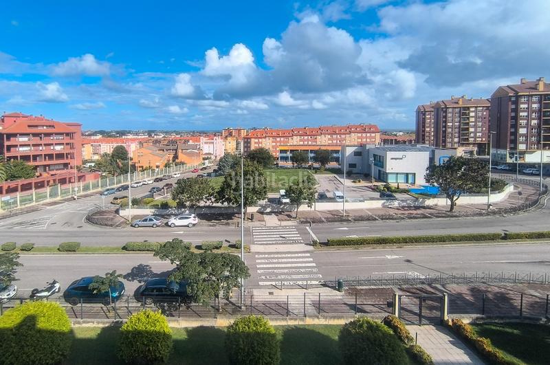 Foto 53397603-d3b7-472b-9608-fd4f2aedbd63. Etagenwohnung mit heizung parking pool in Alisal - San Román Santander