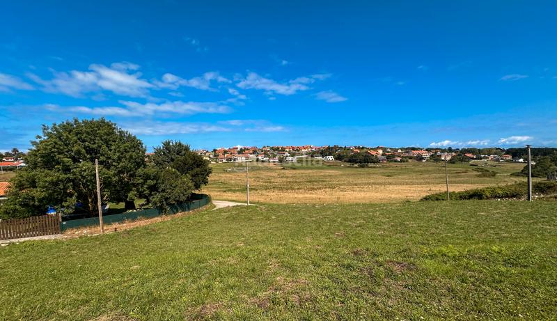 Foto 6539819f-527f-442a-a9d3-c5094c9af62b. Terrain résidentiel dans Liencres Piélagos