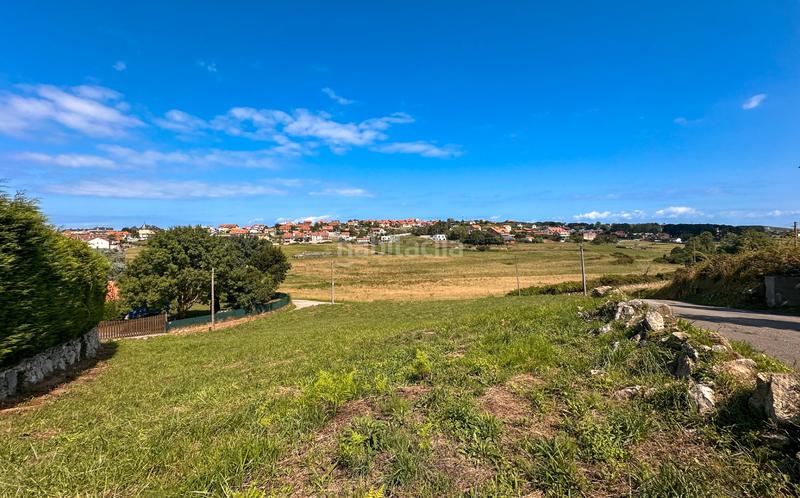 Foto 9a4585cd-f524-49f8-9fb9-efad685cdffc. Terrain résidentiel dans Liencres Piélagos