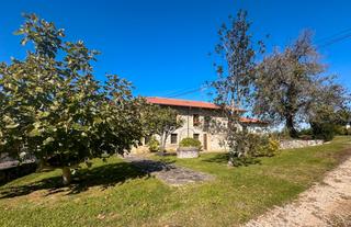 Xalet  Barrio san roque. Vivienda con 3 apartamentos turísticos y terreno de 2.957 m² urb