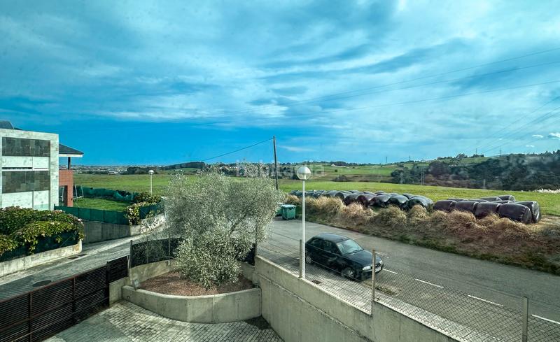 Foto 0605f525-8c7c-482b-bfd9-ba91d989c104. Chalet  individual situado en maoño en Maoño - Azoños Santa Cruz de Bezana