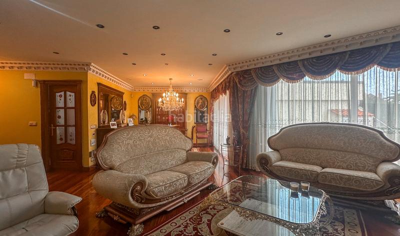 Foto 0fcd3b64-8385-46d1-b2ce-60af7040a7e5. Xalet amb xemeneia calefacció aparcament piscina a Santa Cruz de Bezana