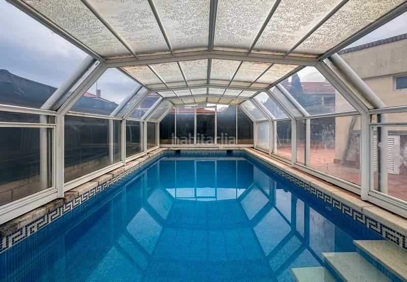 Foto 38d7fbf9-b94a-4e5c-805b-64a53b0c3fe2. Xalet amb xemeneia calefacció aparcament piscina a Santa Cruz de Bezana