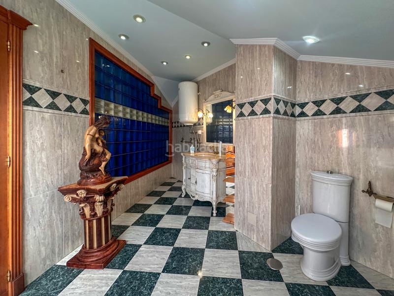 Foto 4a7dace4-cfe6-4f18-8e65-33e40f7bc9d6. Xalet amb xemeneia calefacció aparcament piscina a Santa Cruz de Bezana