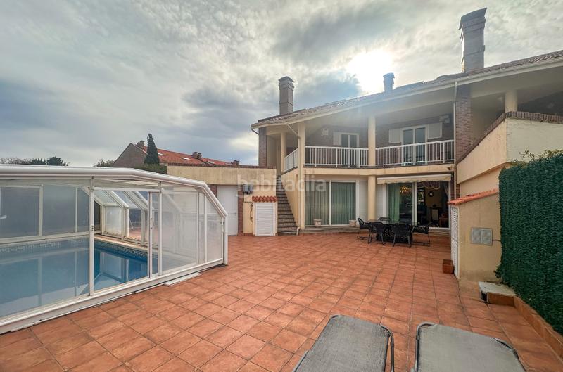 Foto 7c200a88-d2f6-49fd-858a-5c8eb14f35f2. Xalet amb xemeneia calefacció aparcament piscina a Santa Cruz de Bezana