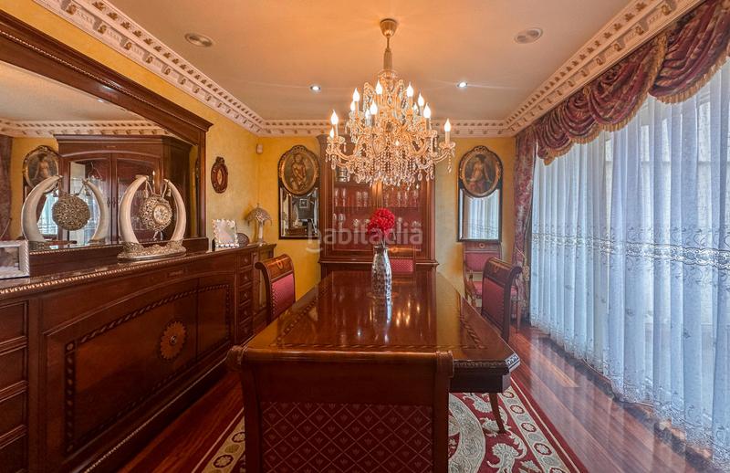 Foto eaaf9902-3853-4894-99ea-4f731197da9c. Xalet amb xemeneia calefacció aparcament piscina a Santa Cruz de Bezana