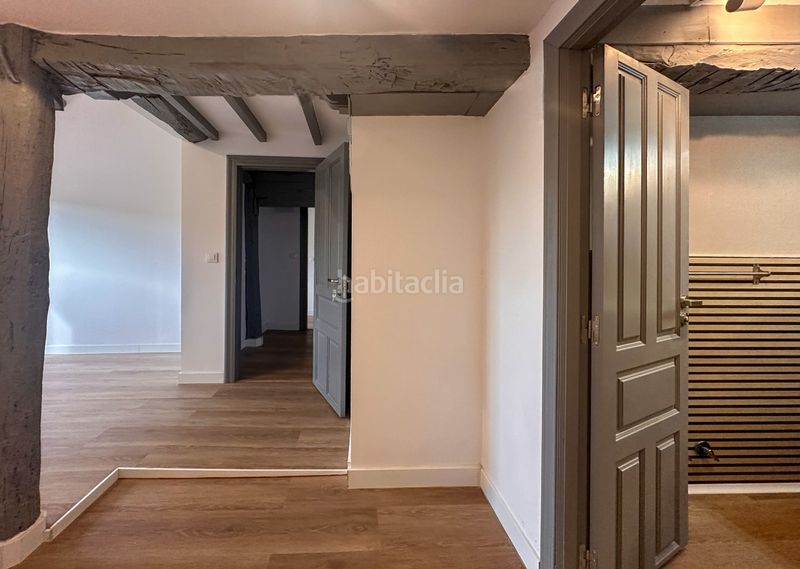 Foto 5101a750-161d-4515-80ce-658964305c50. Casa aparellada a Alfoz de Lloredo