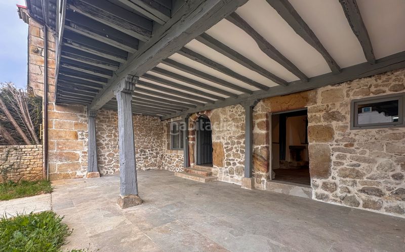 Foto 8f7a9751-5fb9-49c5-a60f-a05da60d1170. Casa aparellada a Alfoz de Lloredo