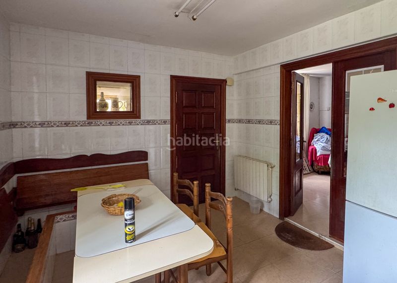 Foto d80b3a72-d825-411c-8fcf-41998dc769c0. Casa amb calefacció a Alfoz de Lloredo